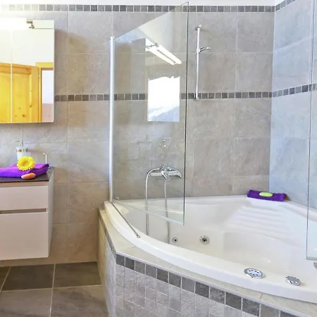 Luxury Panoramic In Thon-les Collons Dağ evi